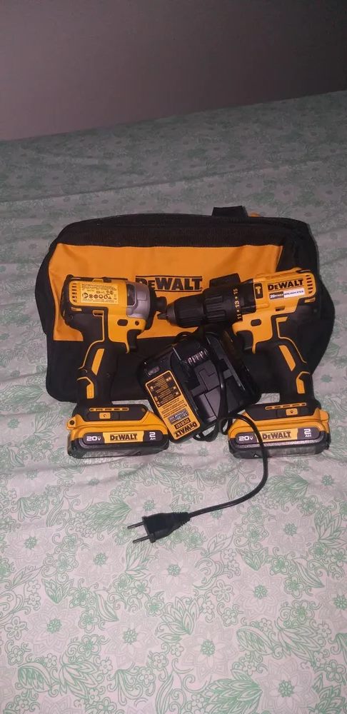 Kit DeWalt recebido pelo cliente